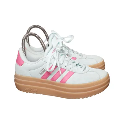 Sneakers (Court) from Adidas