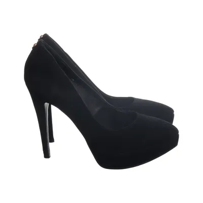 Pumper (Sort) fra Jones Bootmaker