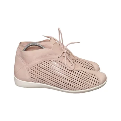 Walking shoes (Pink) from Helvesko Leather
