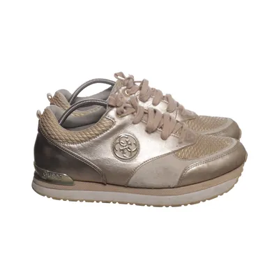 Sneakers (Gold) from Guess