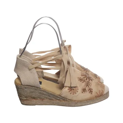 Wedges (Beige) from Studio London