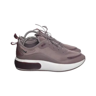 Baskets (Violet) de Nike Air Max
