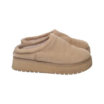 Tøfler (Beige) fra Stradivarius