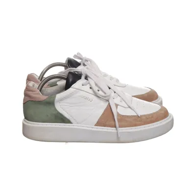 Sneakers (Vit, Brun, Grön) från Bueno