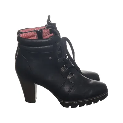 Heeled boots (Black) from Pia Corsini