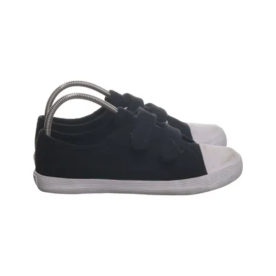 Canvas shoes (Black, White) from Victory