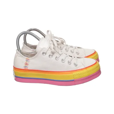 Canvas shoes (Chuck Taylor All Star Lift) from Converse