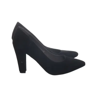 Pumps (Black) from Akira