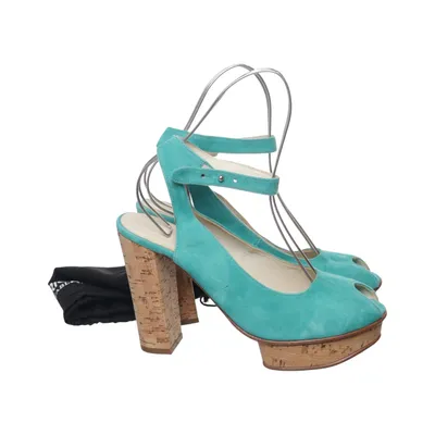 Wedges (Turquoise) from American Retro