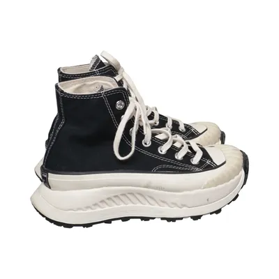 Canvas shoes (Chuck Taylor All Star) from Converse