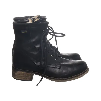 Kängor (Svart) från Jonny's