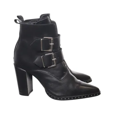 Heeled boots (Black) from Manfield