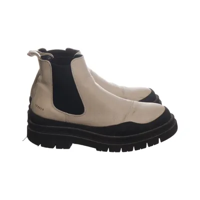 Chelsea boots (Beige, Black) from CPNHGN