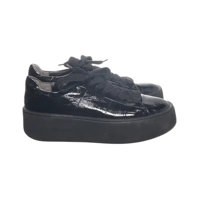 Baskets (Noir) de Extralight