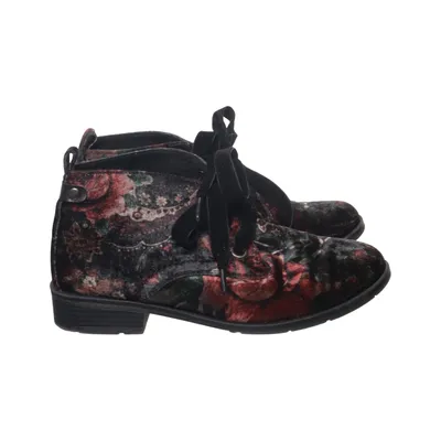 Laced boots (Black, Multicolored) from Fashion Line