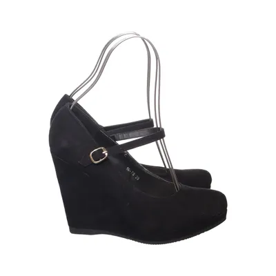 Wedges (Black) from Le. Scarpe