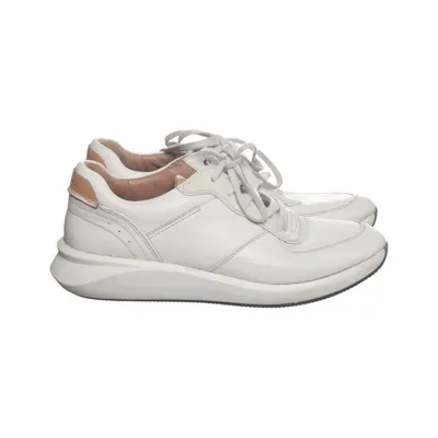 Sneakers (Unstructured) from Unstructured by Clarks