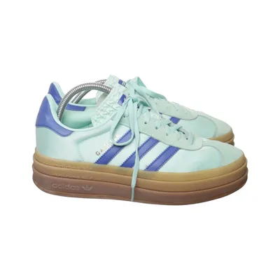 Sneakers (Gazelle) från Adidas