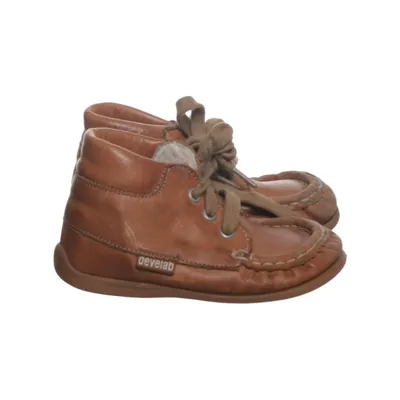 Chaussons pour bébé (Marron) de Develab Cuir