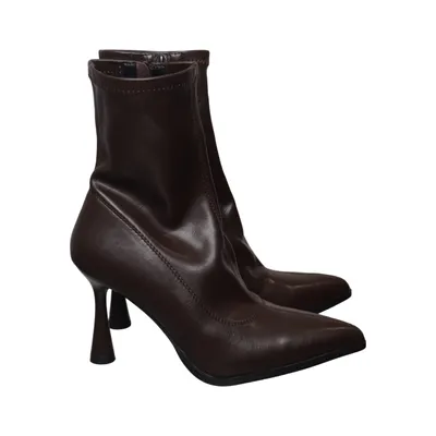 Bottes à talons (Marron) de Betsy Cuir