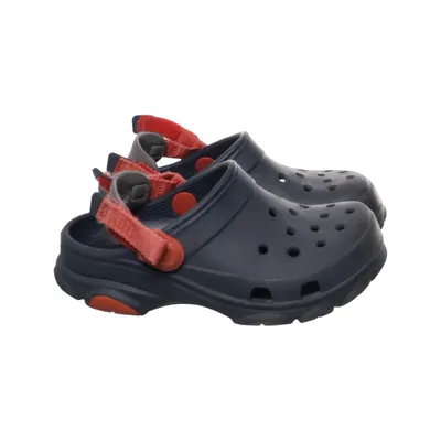 Träskor (Blå, Röd, Grå) från Crocs
