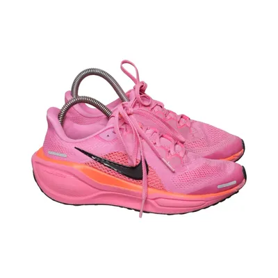 Laufschuhe (Pink, Schwarz, Orange) von Nike