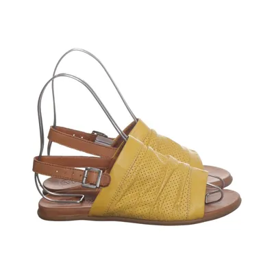 Sandals (Yellow, Brown) from Maca Kitzbühel Leather