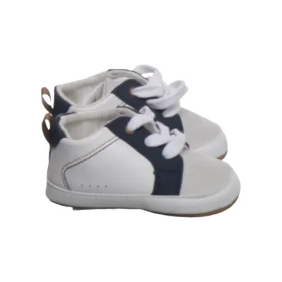 Chaussons pour bébé (Blanc, Bleu, Gris) de Okaïdi