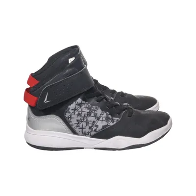 Basketball shoes (Black, Gray, Multicolored) from Tarmak