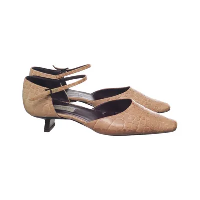 Pumps (Beige) from Bruno Magli Leather