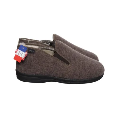Slippers (Brown) from Fargeot