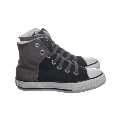 Canvas shoes (Gray, Black, White) from Converse