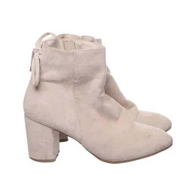 Bottes à talons (Beige) de About You