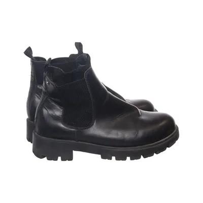 Chelsea Boots (Schwarz) von Linear of Sweden