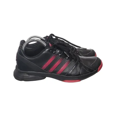 Trainingsschuhe (Schwarz, Pink) von Adidas