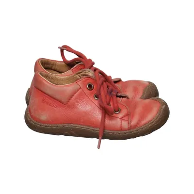 Sneakers (Red) from Kavat Leather