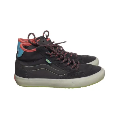 Sneakers (Gray, Red) from Vans