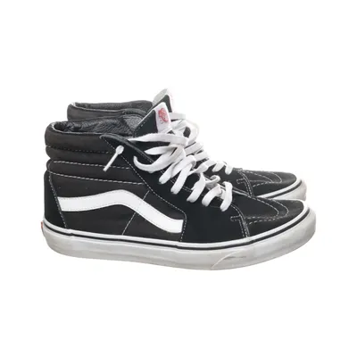 Sneakers (Black, White) from Vans