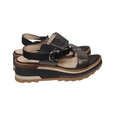 Sandals (Silver, Black) from Zinda