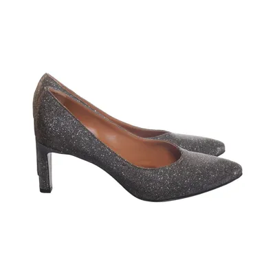 Pumps (Gold, Black) from Voltan