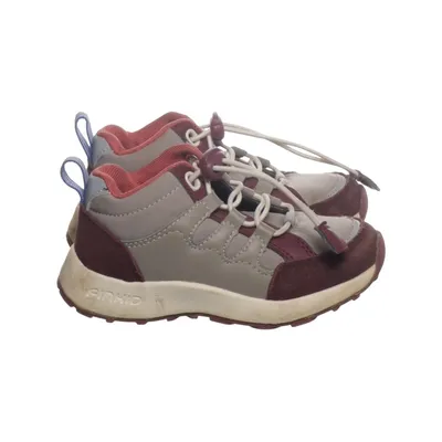 Trainers (Gray, Pink) from Finkid