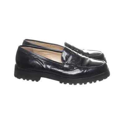 Loafers (Black) from Vibram
