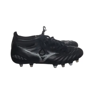 Football shoes (Black) from Mizuno