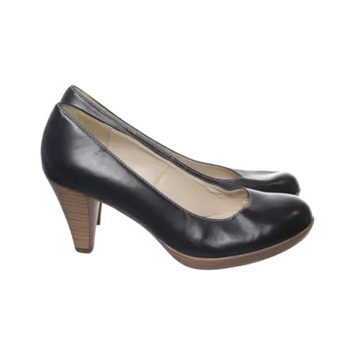 Pumps (Black) from Pesaro