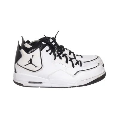 Basketball shoes (White, Black) from Jordan Leather