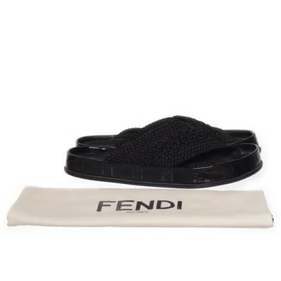 Mules (Noir) de Fendi