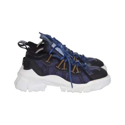 Baskets (Noir, Bleu, Blanc) de McQ by Alexander McQueen