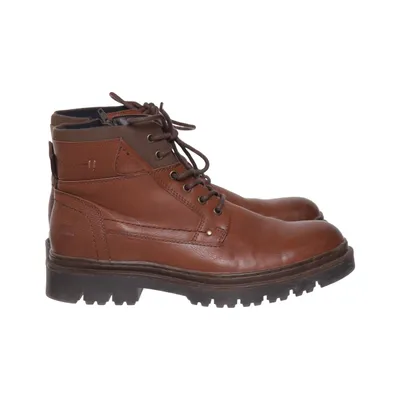 Laced boots (Brown) from AM Shoe Company