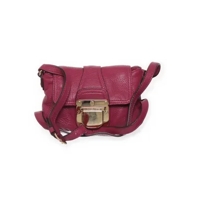 Axelremsväska (Lila) från Michael Kors