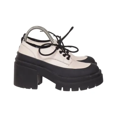 Boots (Beige, Svart) från Catwalk